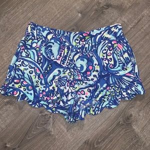 Lilly Pulitzer Dahlia Scalloped Hem Shorts